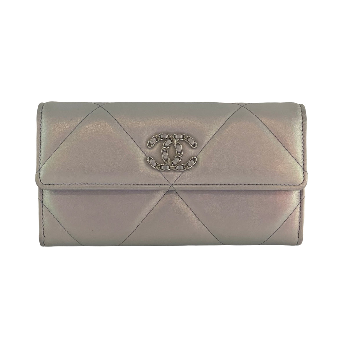 Chanel CC Iridescent Ivory Lambskin Quilted 19 Flap Wallet