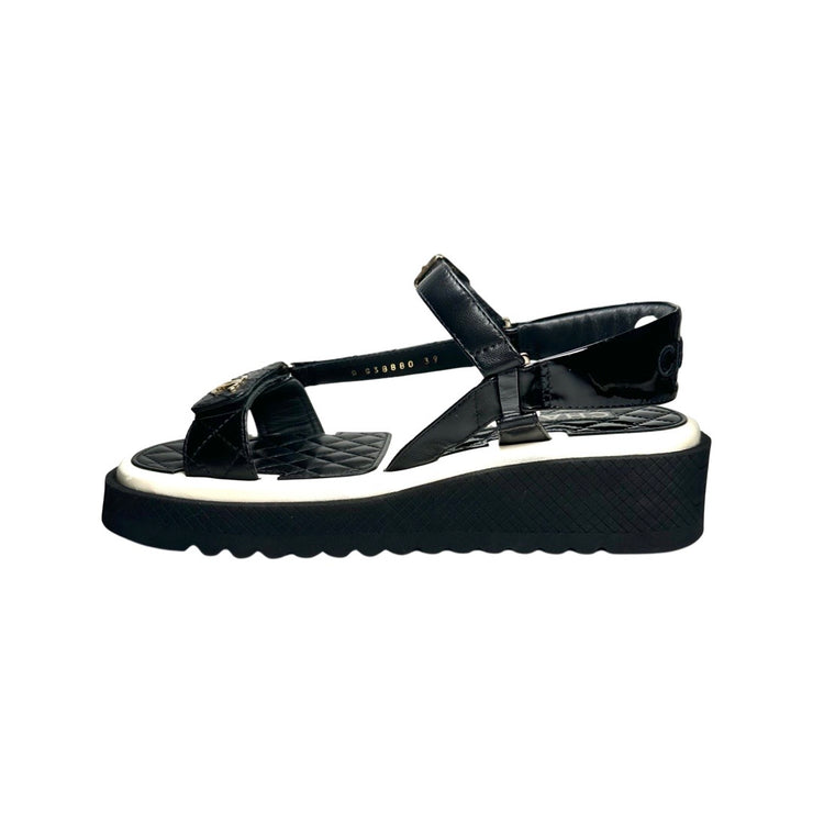 Chanel - 2022 Interlocking CC Logo Slingback Sandals Black