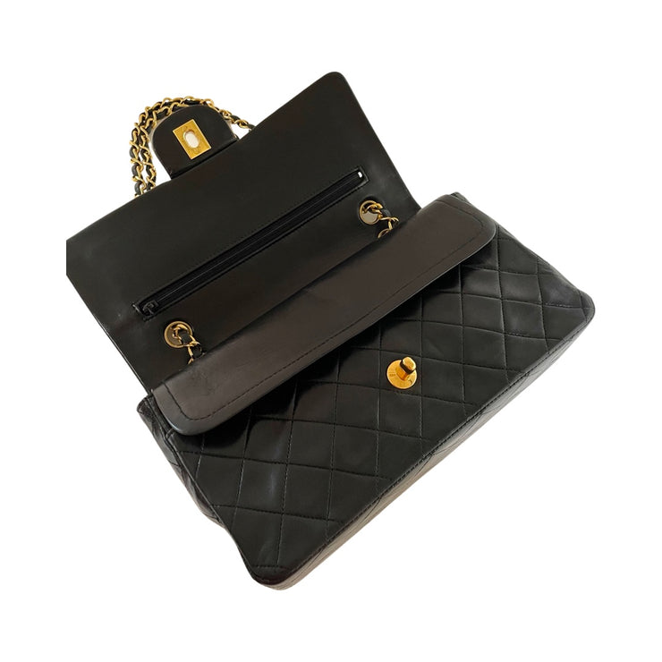 Chanel - CC Black Quilted Lambskin Double Flap 25 Turn Lock