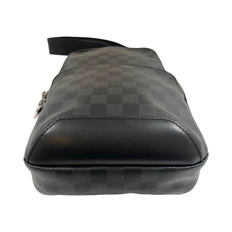 Louis Vuitton - Damier Graphite Avenue Sling