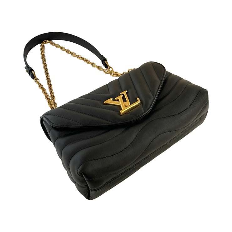 Louis Vuitton - LV New Wave MM Black Leather Chain Bag