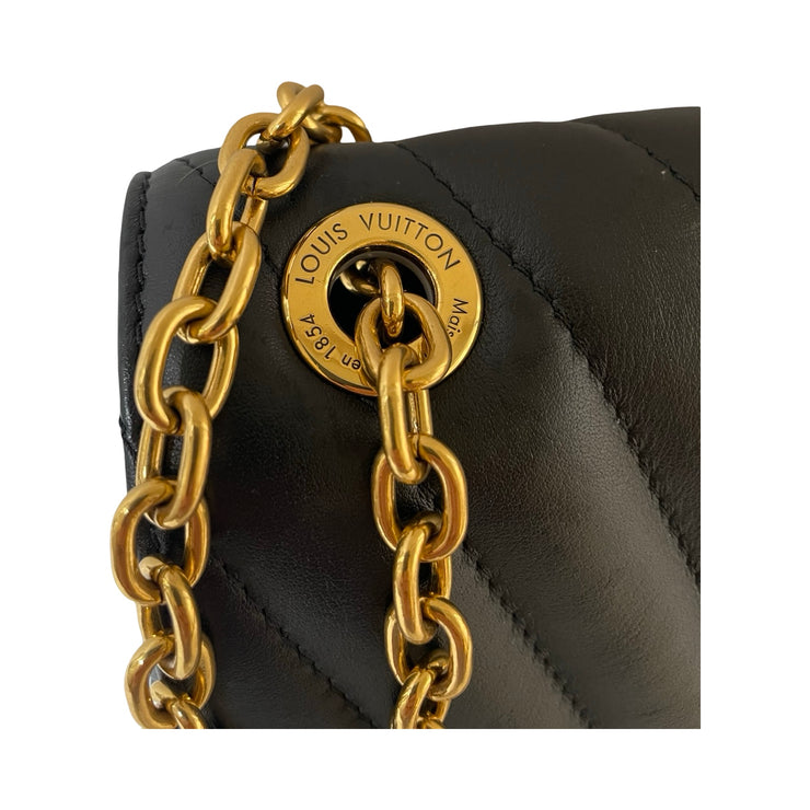 Louis Vuitton - LV New Wave MM Black Leather Chain Bag
