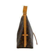 Louis Vuitton - Monogram CarryAll MM w/Pouch