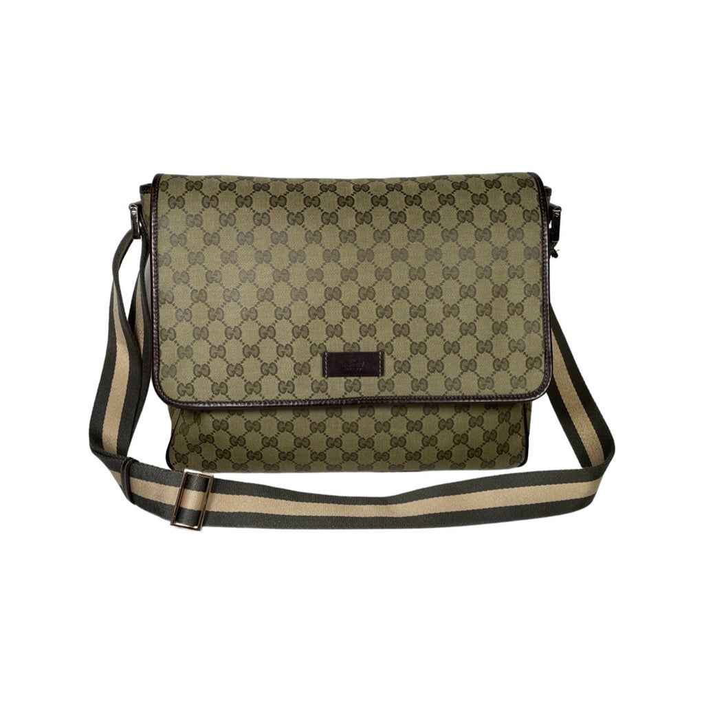 Gucci Gg Supreme Messenger Bag In Brown